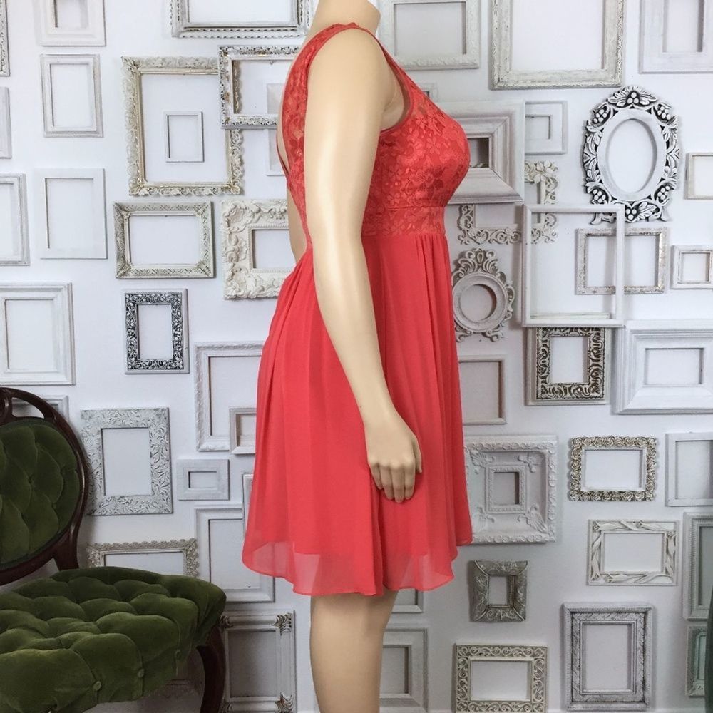 Filly Fair | Coral Lace Boat Neck Low Back Dress - Picture 3 of 8